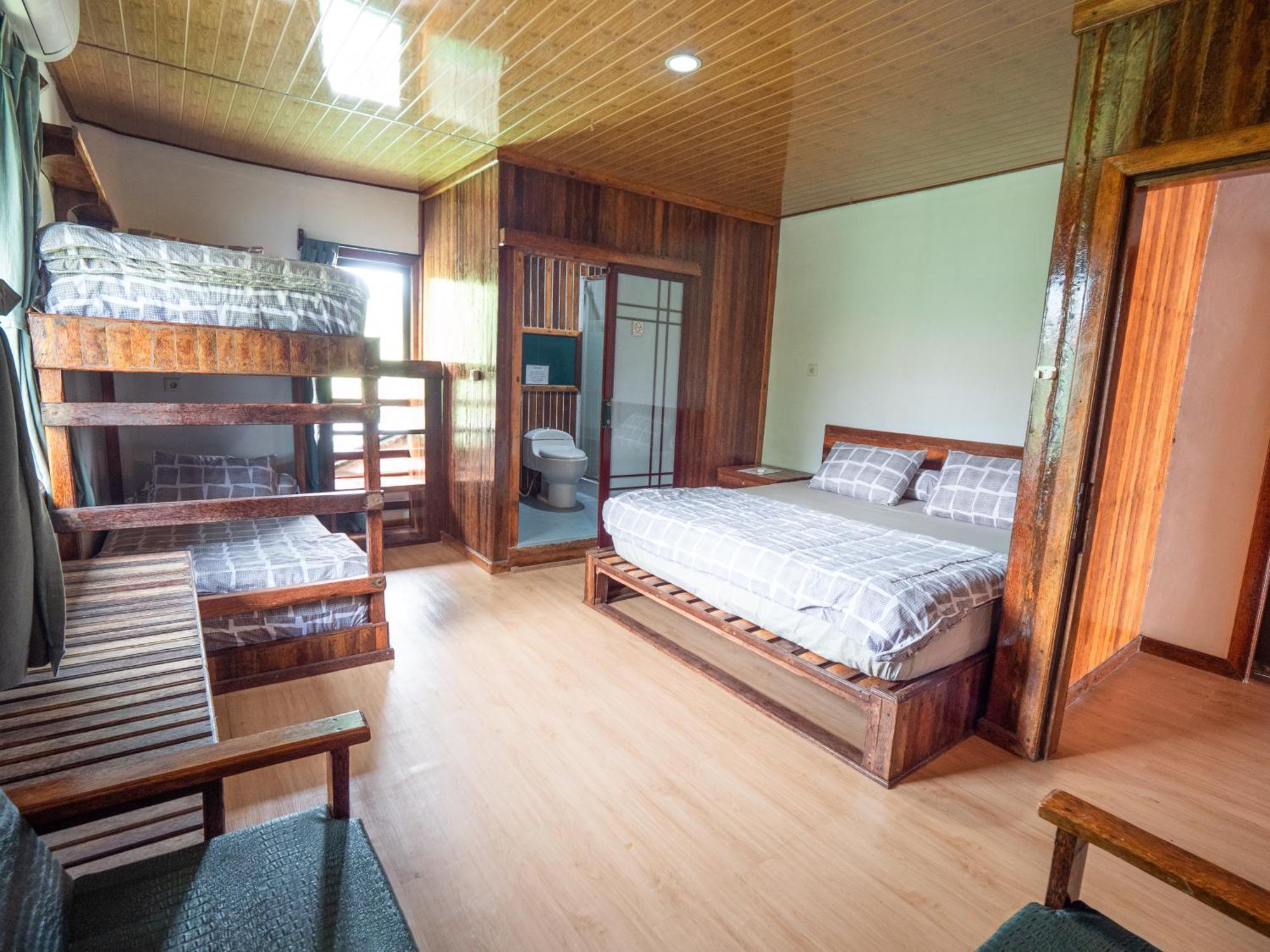 Jamburae Lodge Lagudri ภายนอก รูปภาพ
